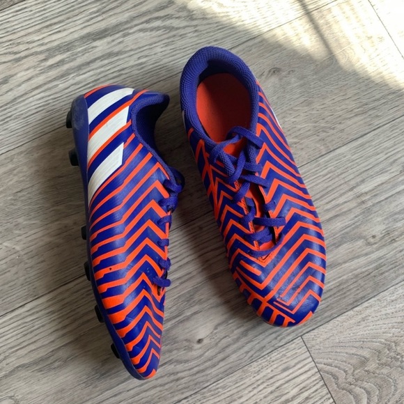 Adidas soccer cleats - Picture 2 of 8